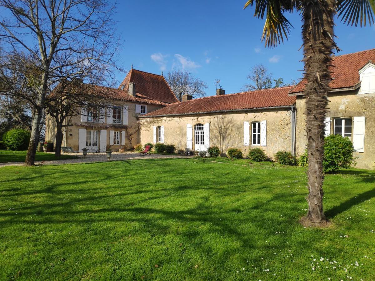Au Chateau Juillac Kültér fotó