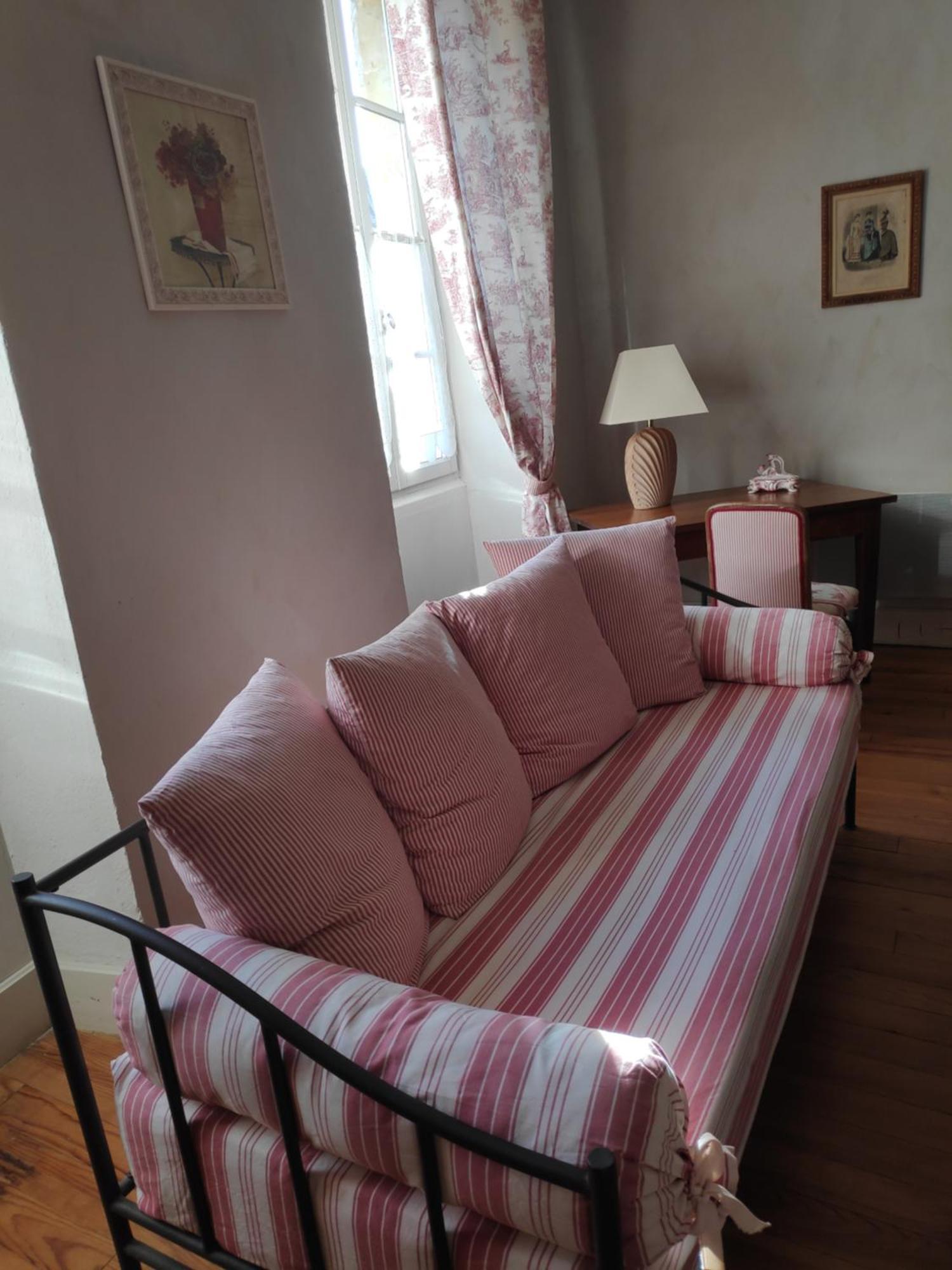 Au Chateau Juillac Szoba fotó